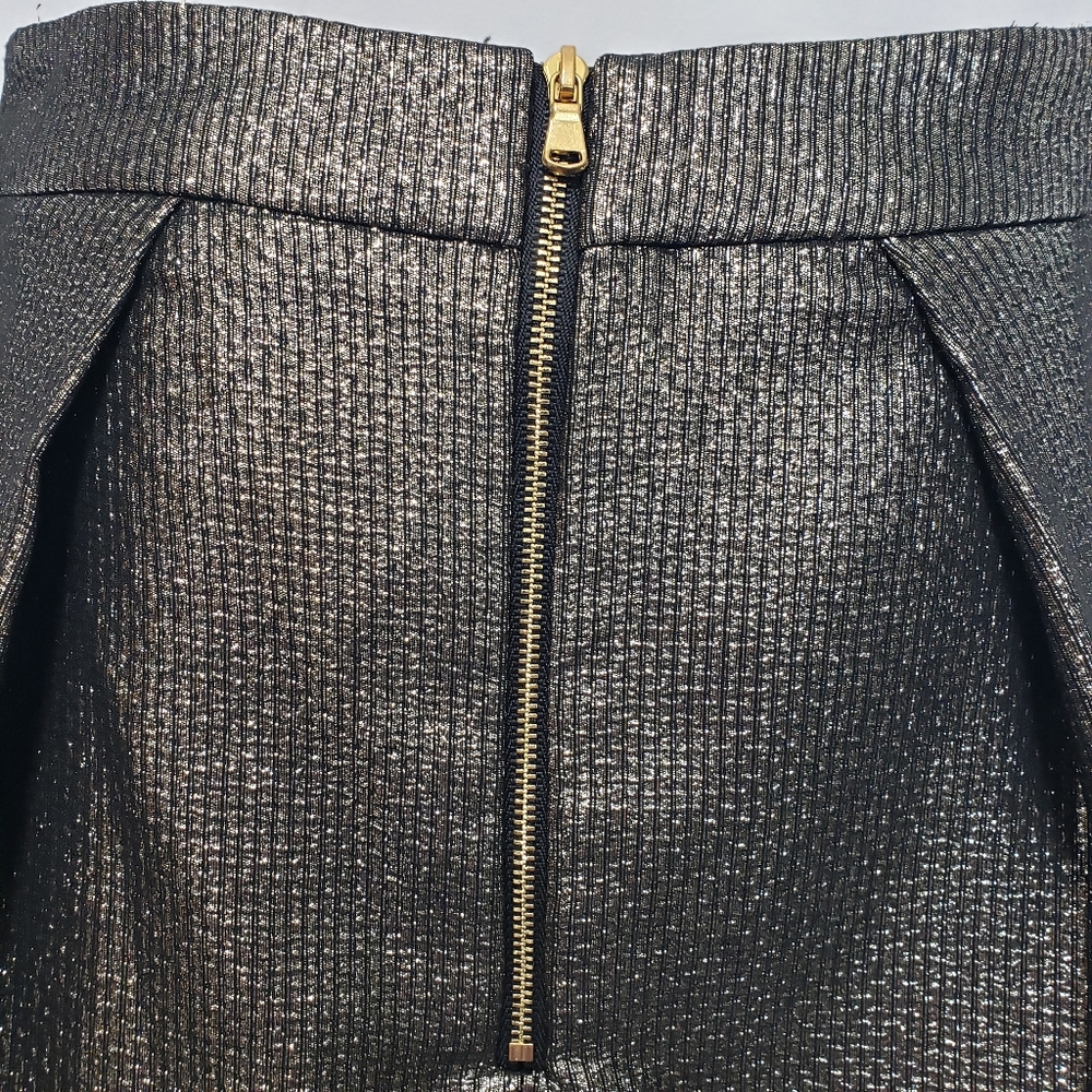 Trina Turk Black & Gold Metallic A-Line Sk… - Picture 4 of 8